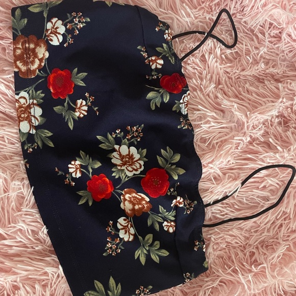 size small - Picture 1 of 1